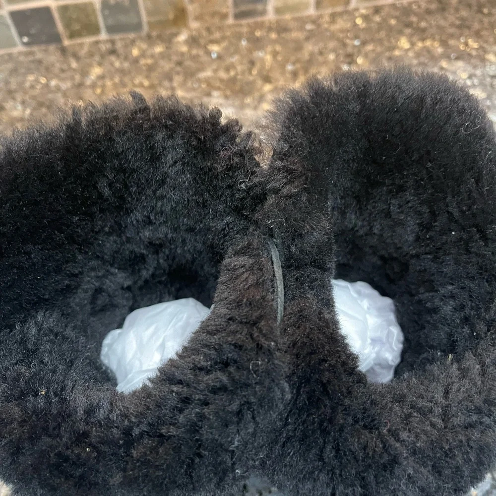UGG classic short